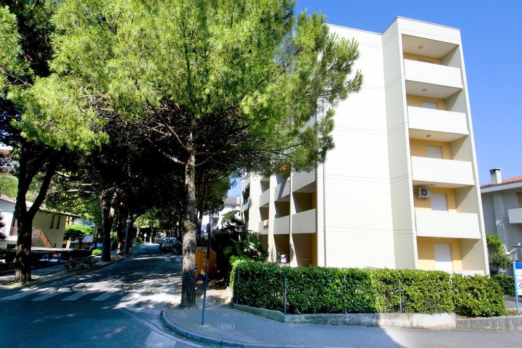 Apartamento Cinzia Bibione Exterior foto